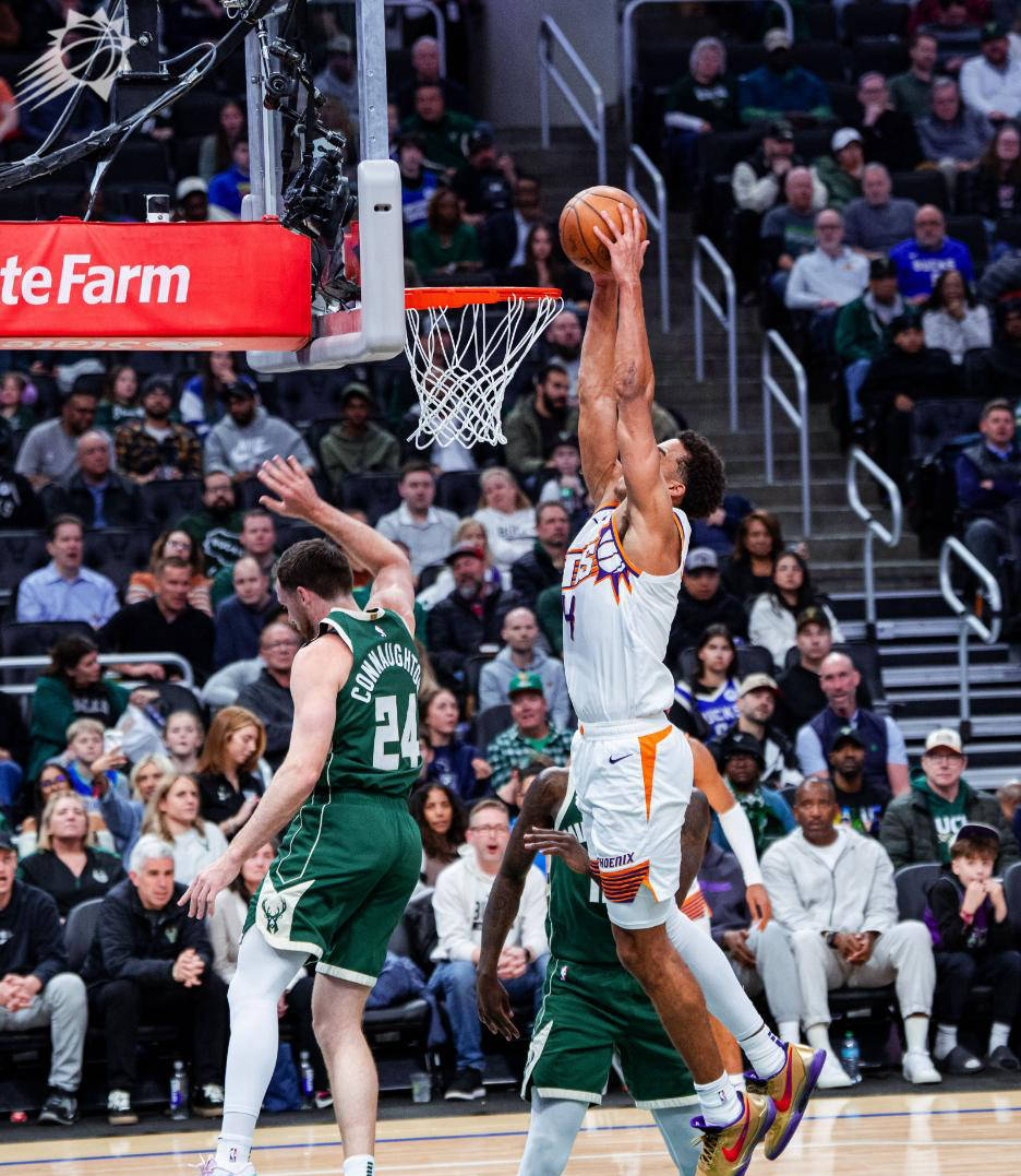 逆转之夜！雄鹿最后时刻连续得分取胜，但是位置包括.九游体育赛事投注APP