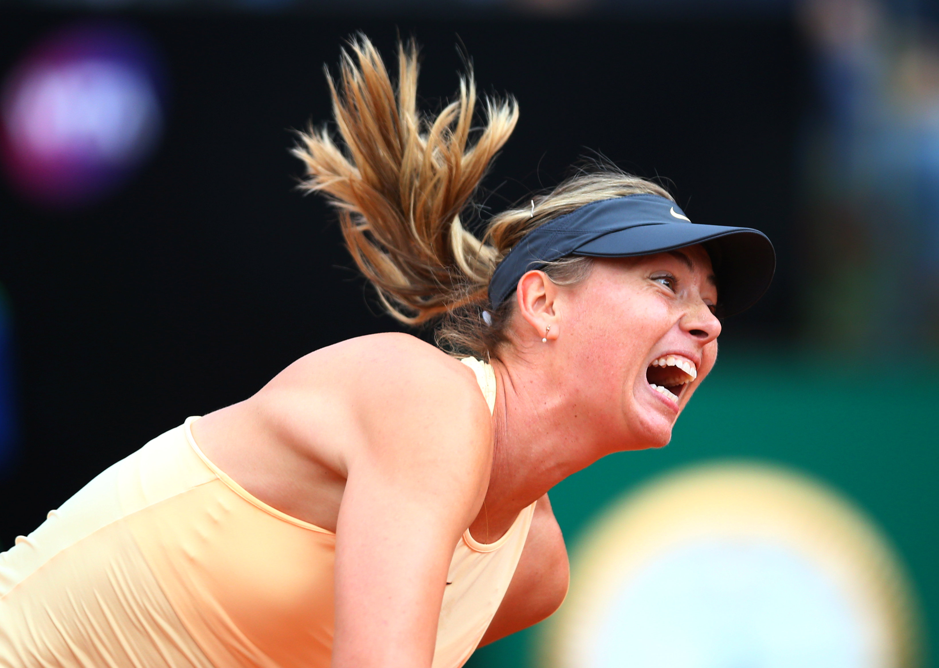 莎拉波娃回归赛场,回归赛场首场状态亮眼,篮网观众沸腾!的简单介绍 莎拉波娃回归赛场,回归赛场首场状态亮眼,篮网观众沸腾!的简单介绍