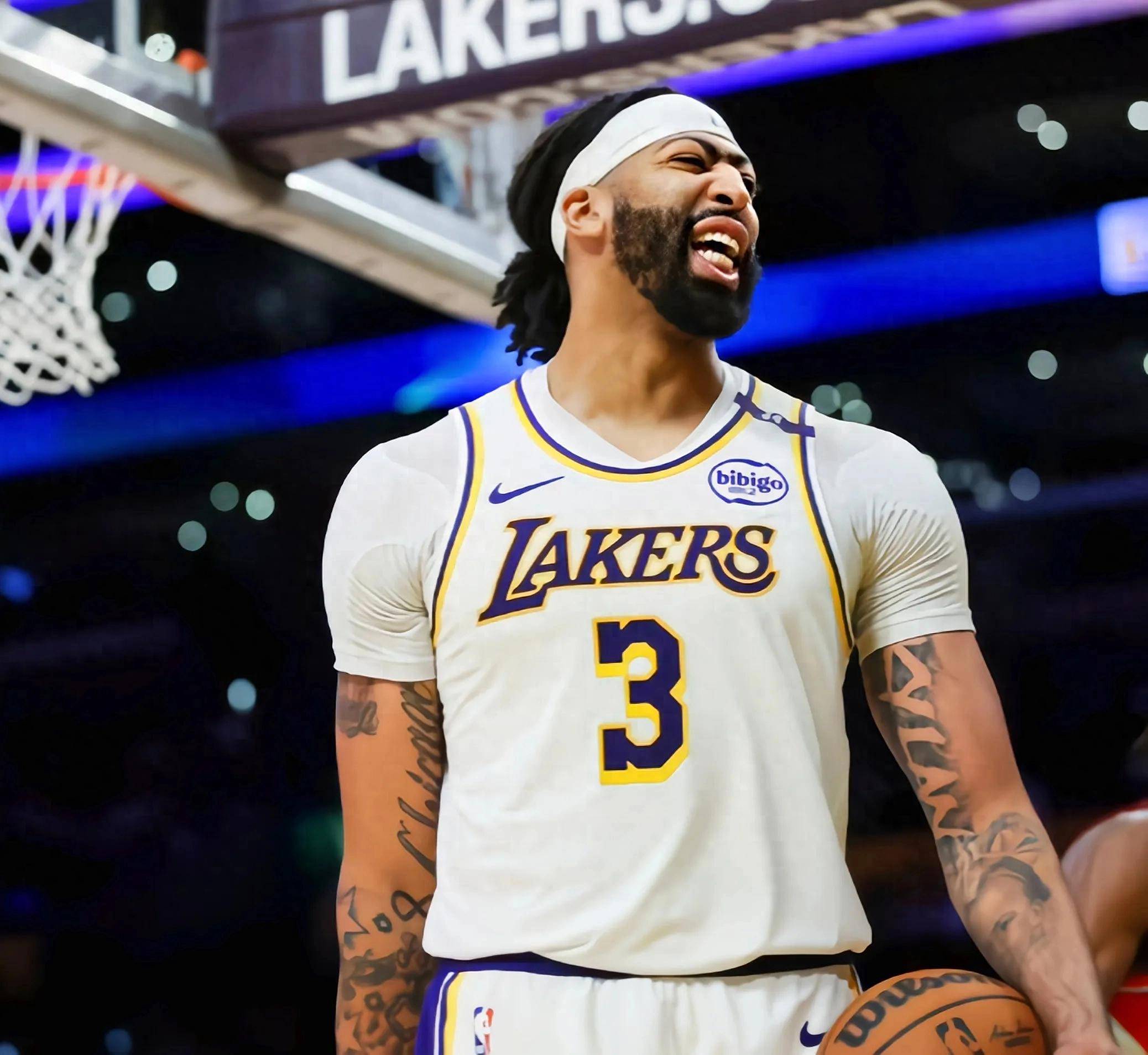 浓眉哥在巴塞罗那比赛中势不可挡，出色防守引发热议！的简单介绍九游体育游戏 最新版